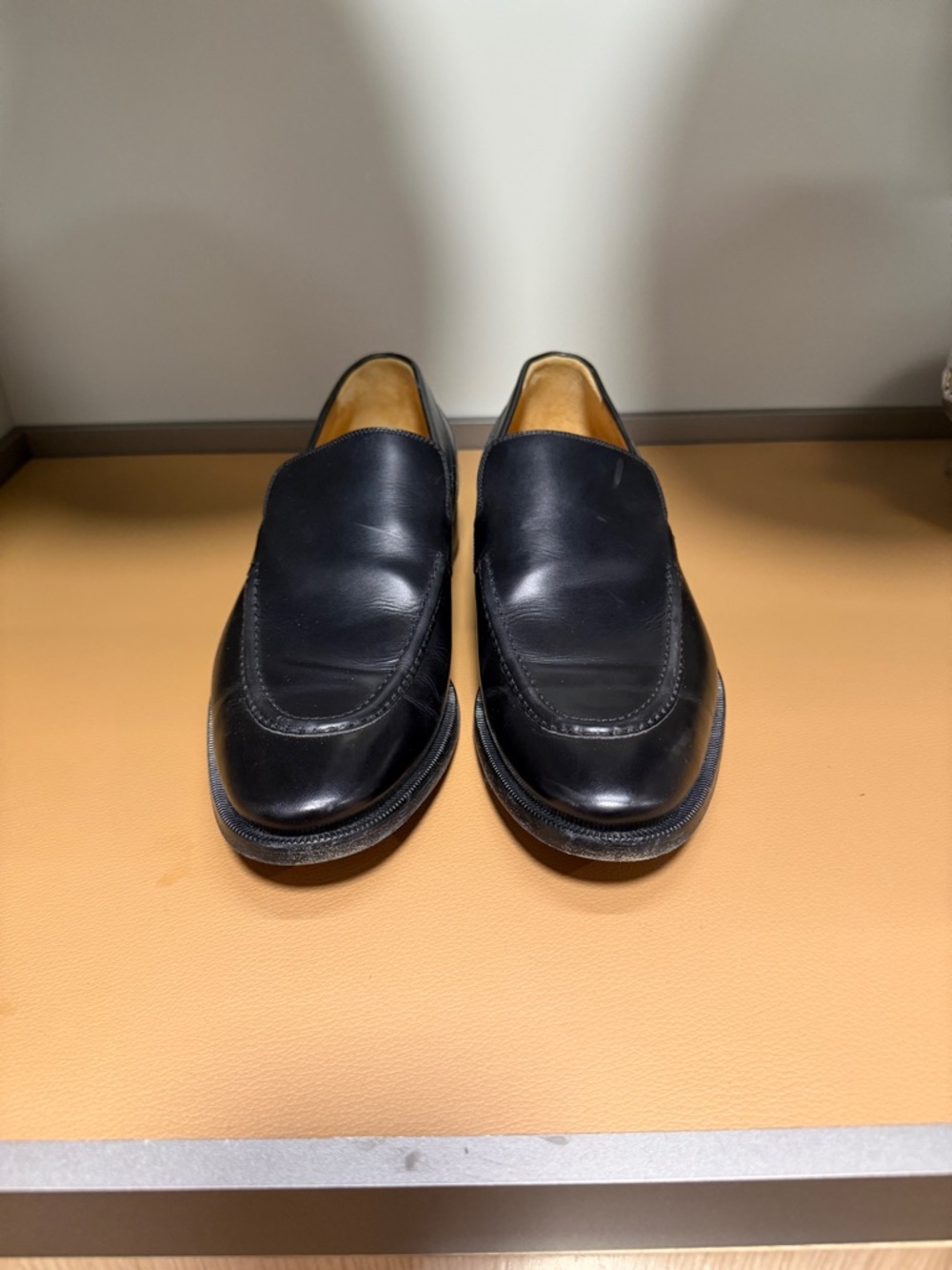 Gucci Black Leather Men’s Slip-On Loafers